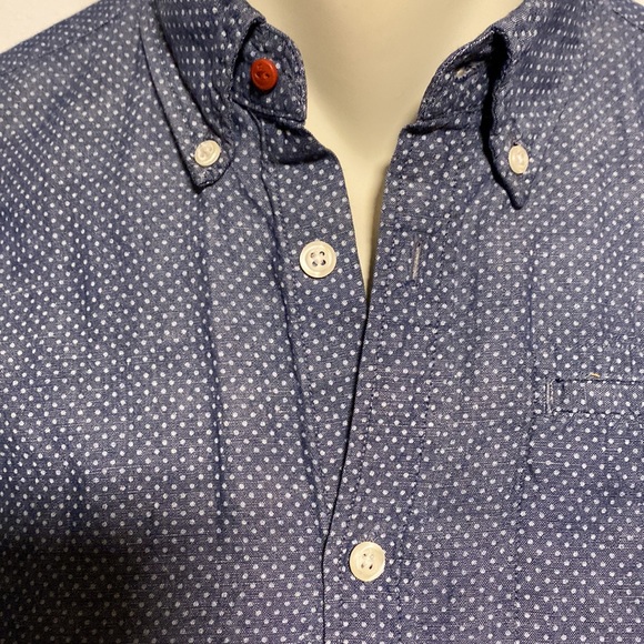 Scotch &Soda men’s denim blue with white polka dot Oxford shirt, size Medium - Picture 2 of 4